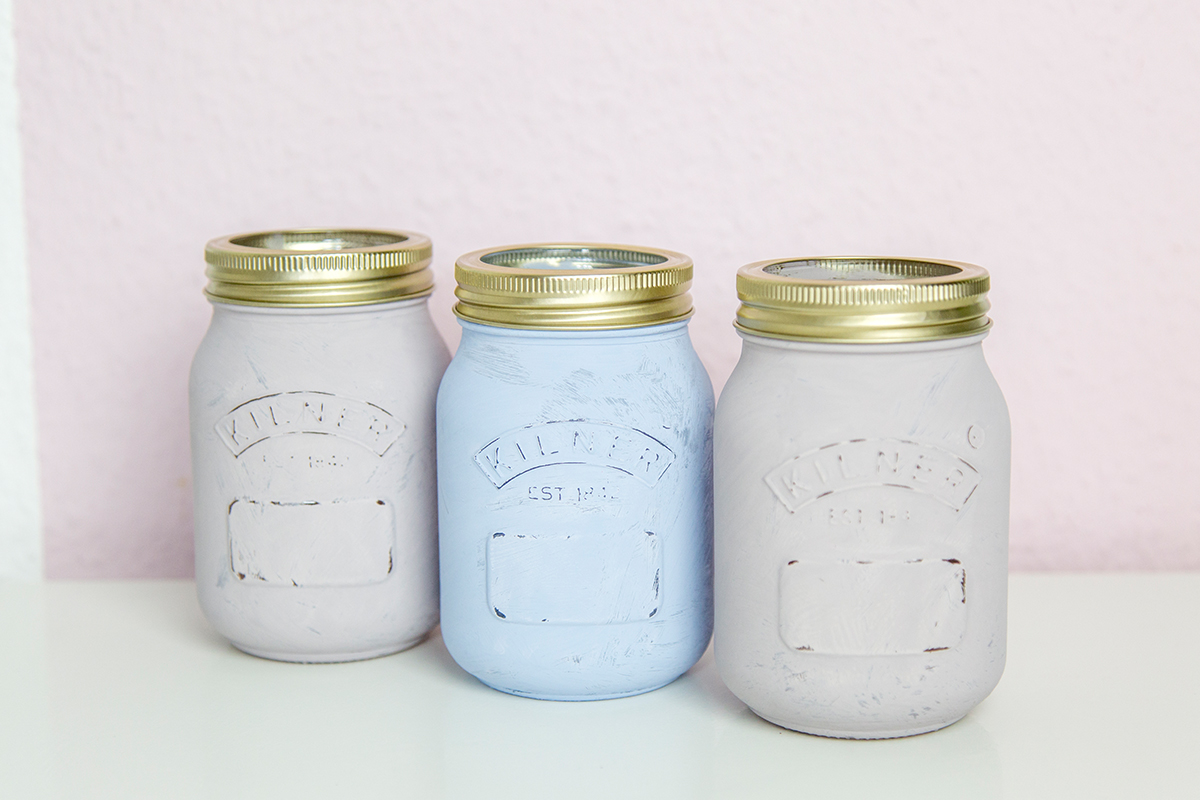 DIY SchminktischAufbewahrung mit Kreidefarbe